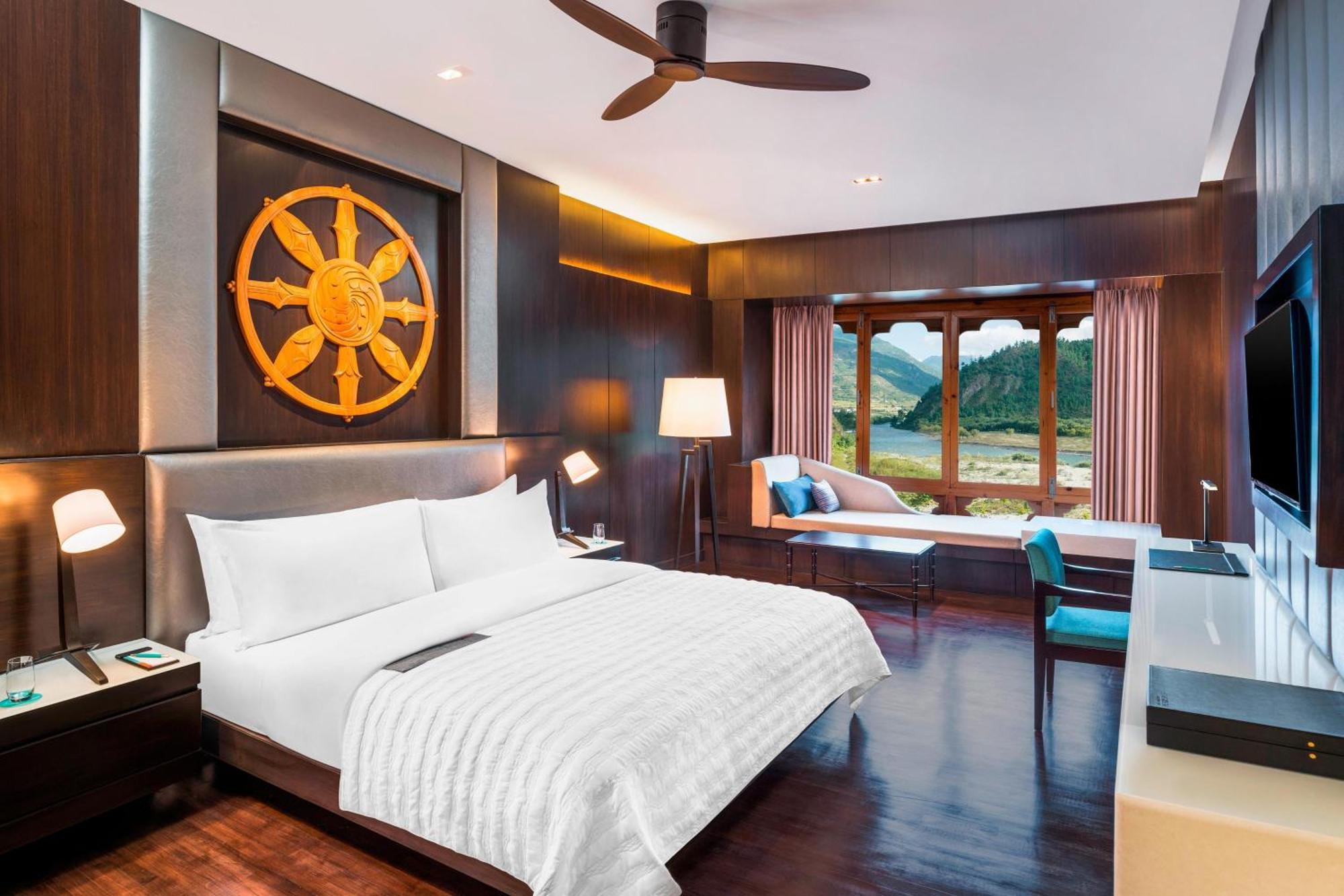Le Meridien Paro Riverfront Екстер'єр фото